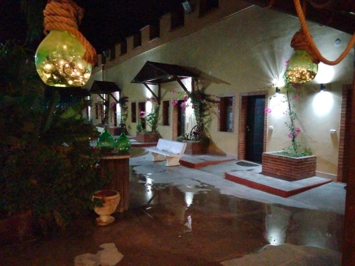 Oasi Le Fontanelle Villa Cerignola Exterior photo